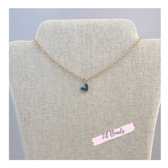 Dainty Heart Necklace - Picture 3 of 5